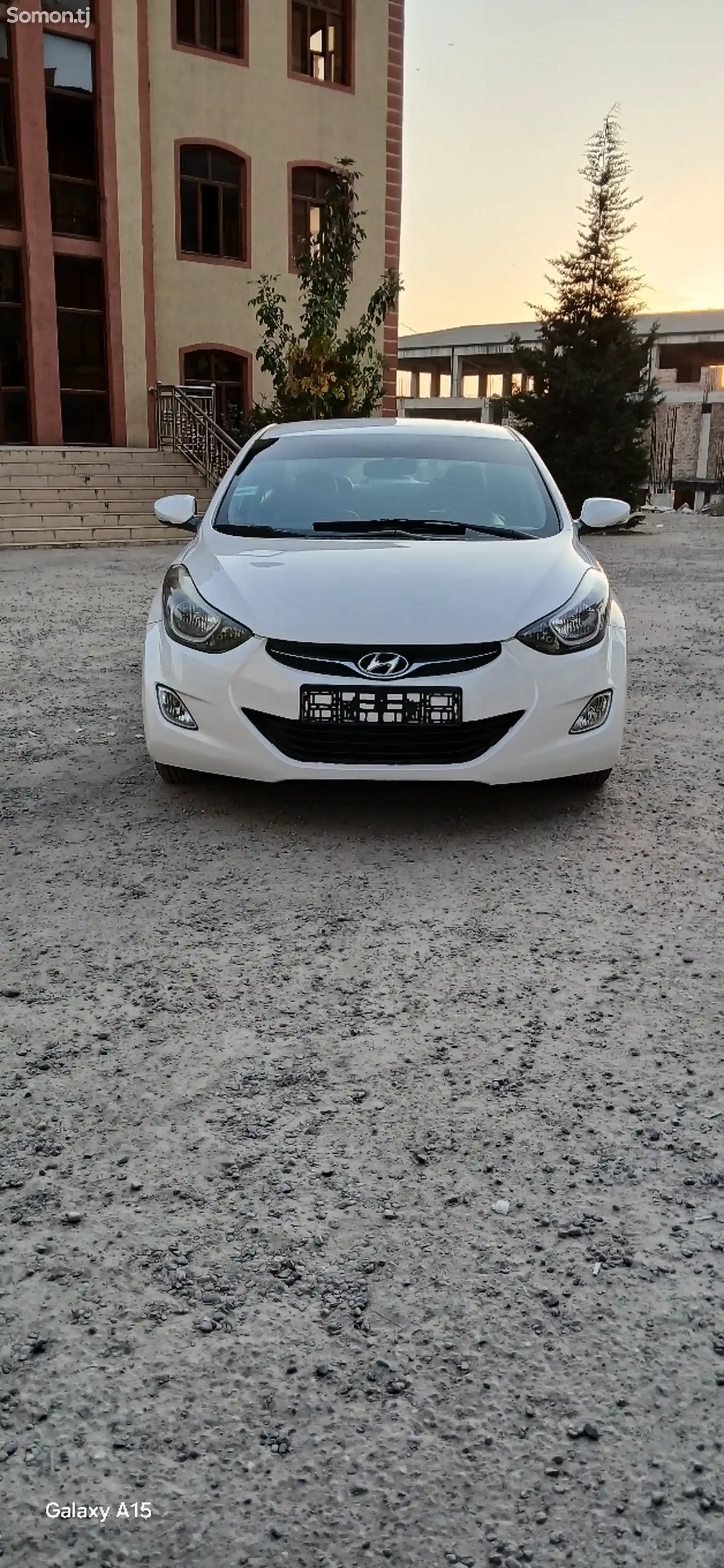 Hyundai Avante, 2013-3