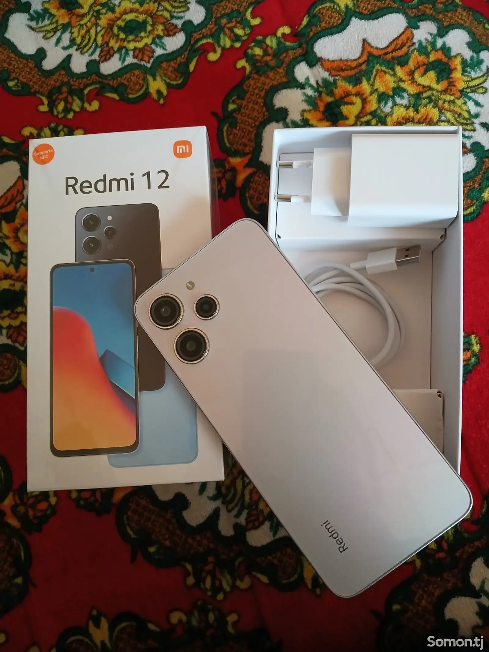 Xiaomi Redmi 12/128gb