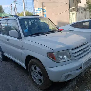 Mitsubishi Pajero IO, 2006