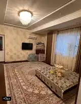 3-комн. квартира, 5 этаж, 84 м², Зарафшон-3