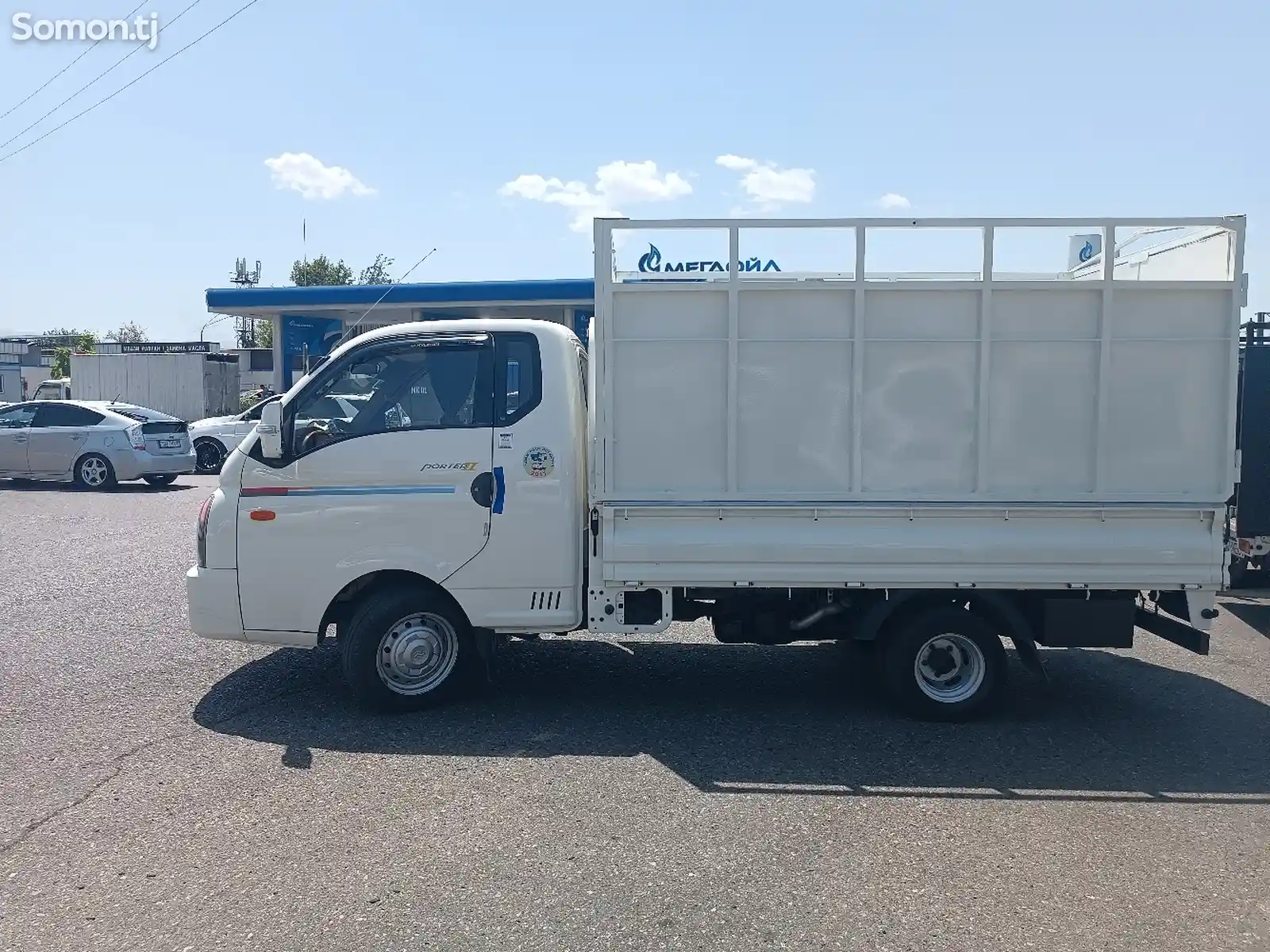 Бортовой автомобиль Hyundai Porter 2, 2012-3