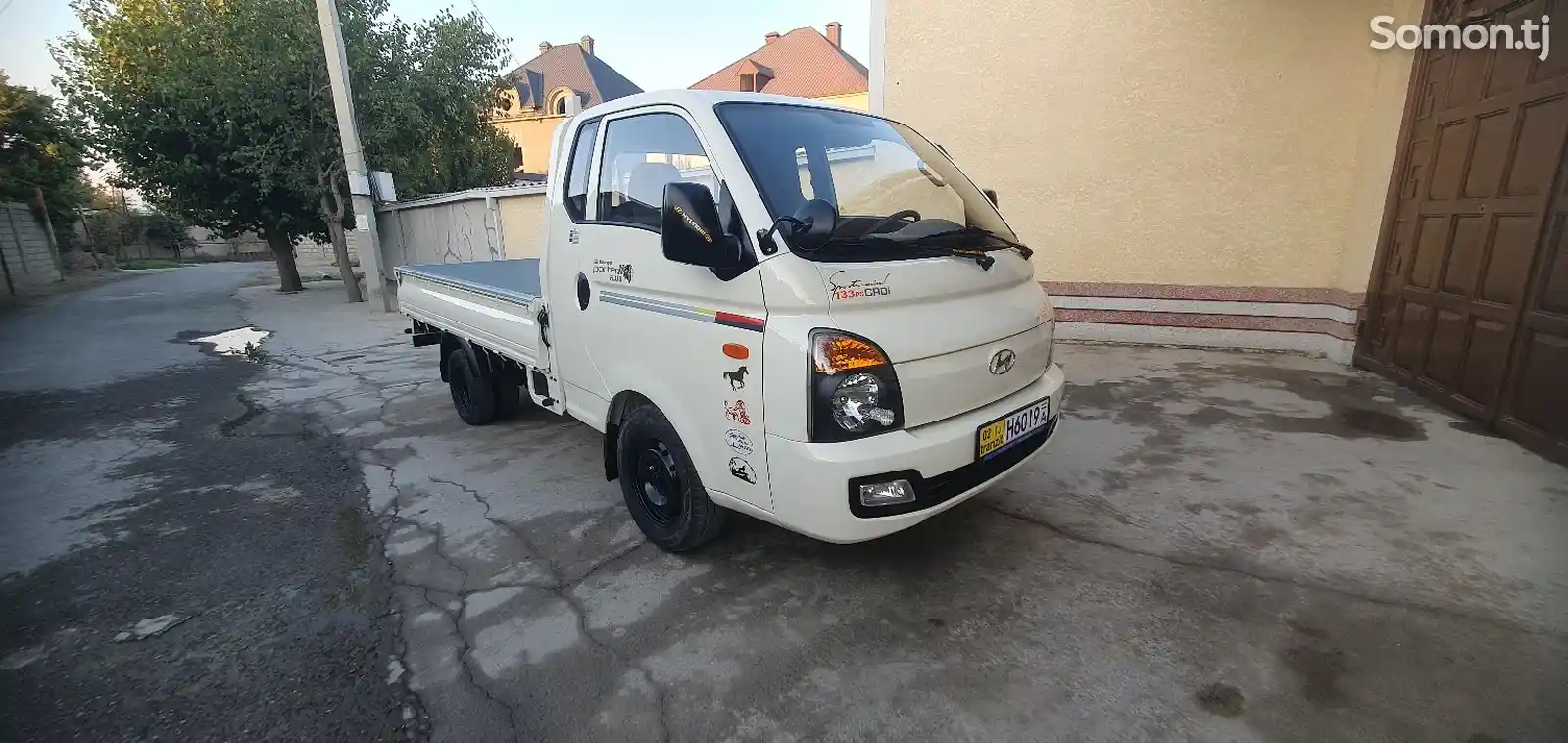 Бортовой автомобиль Hyundai Porter, 2014-1