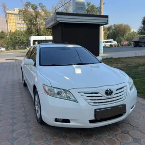 Toyota Camry, 2008