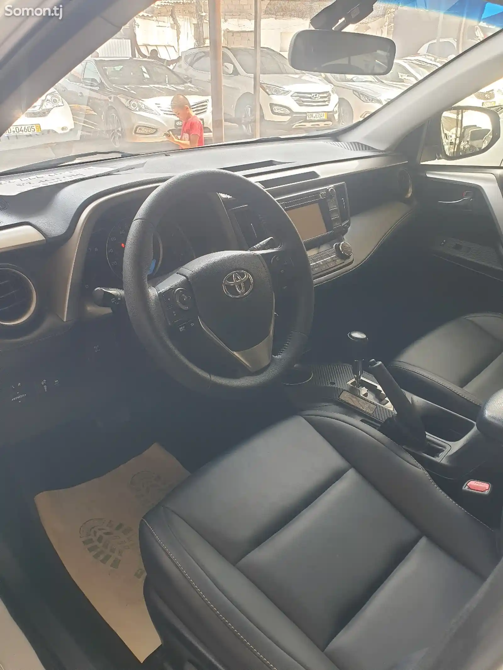Toyota RAV 4, 2015-5