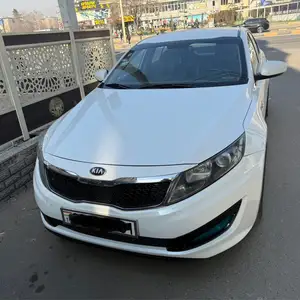 Kia K5, 2012