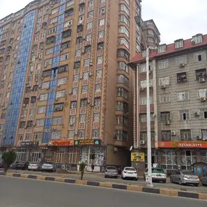 3-комн. квартира, 2 этаж, 81 м², Зарафшон