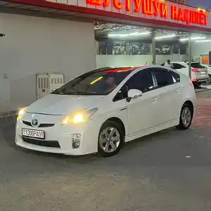 Toyota Prius, 2011