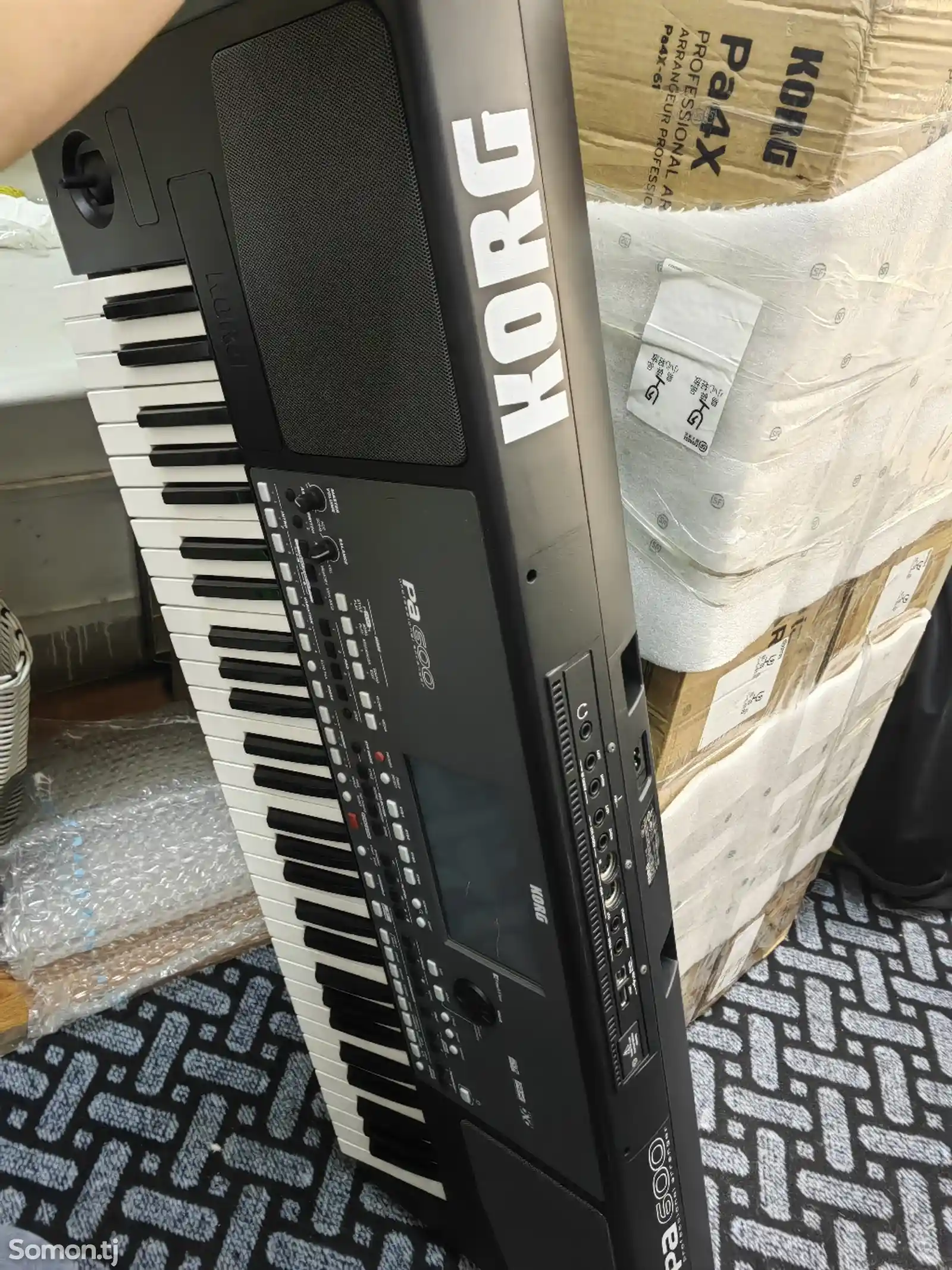 Синтезатор Korg pa 600-2