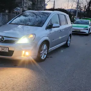 Opel Zafira, 2007