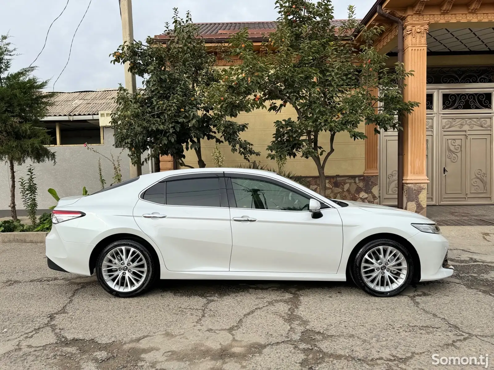 Toyota Camry, 2018-4