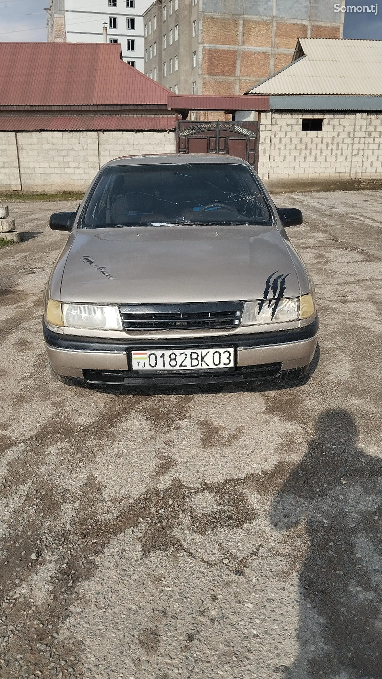 Opel Vectra A, 1990-1