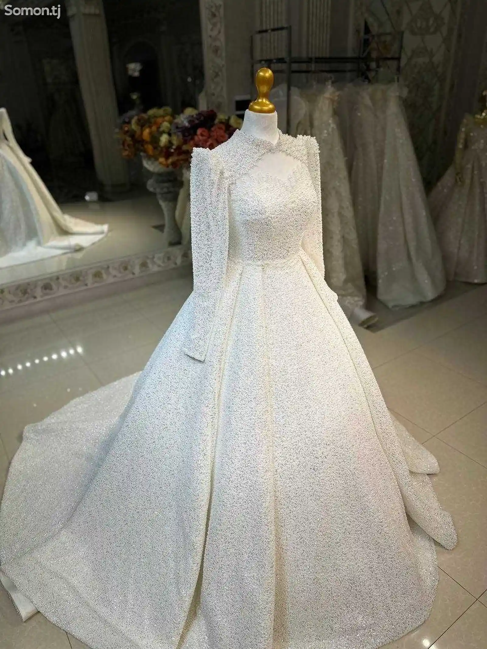 Свадебное платье на прокат-1