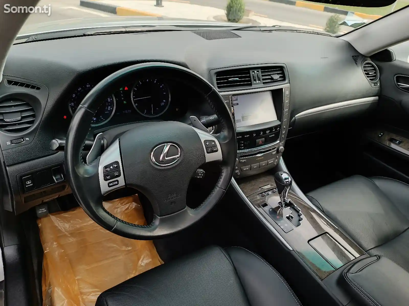 Lexus IS series, 2011-4