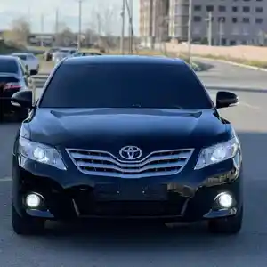 Toyota Camry, 2011