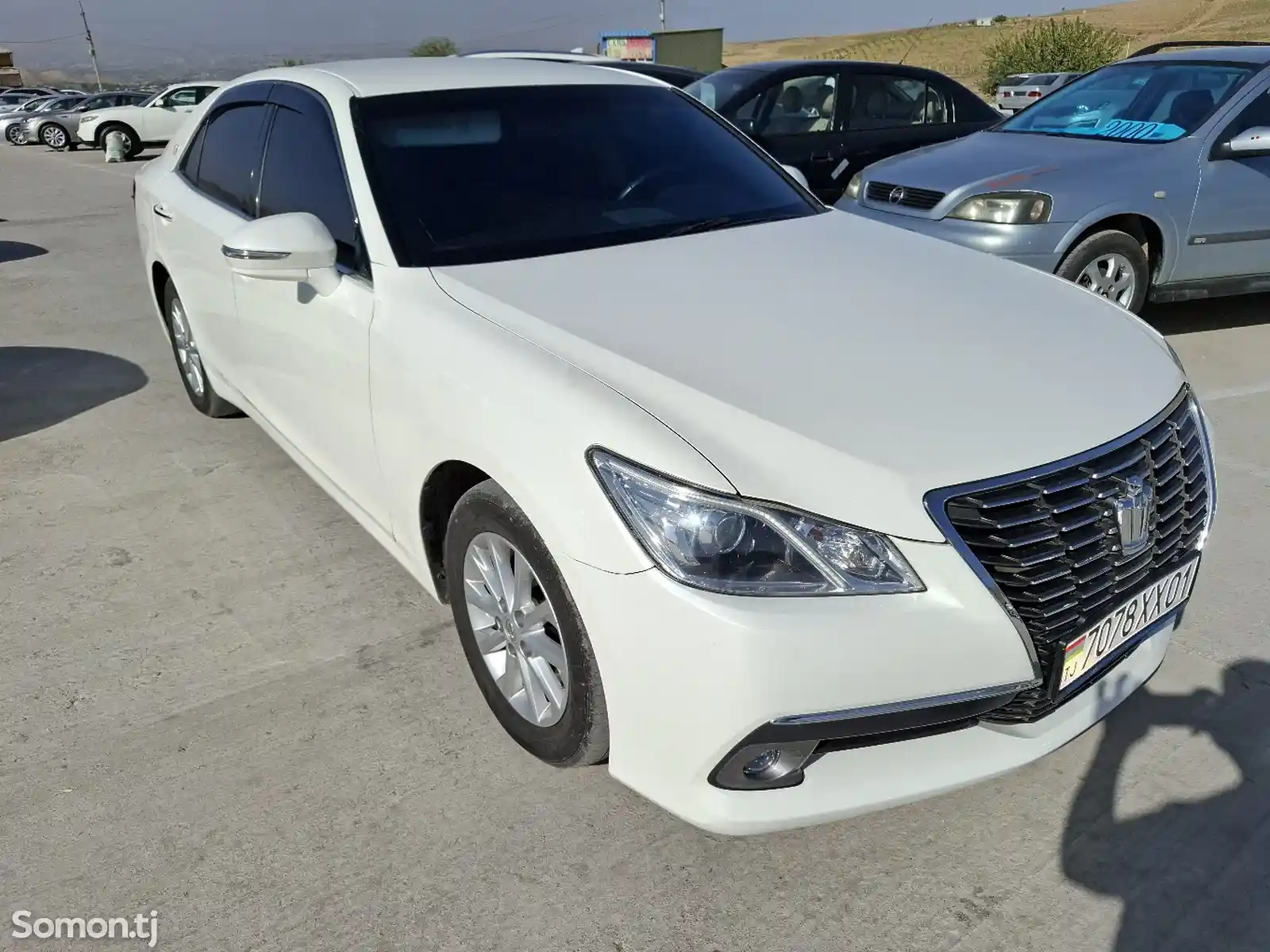 Toyota Crown, 2014-3