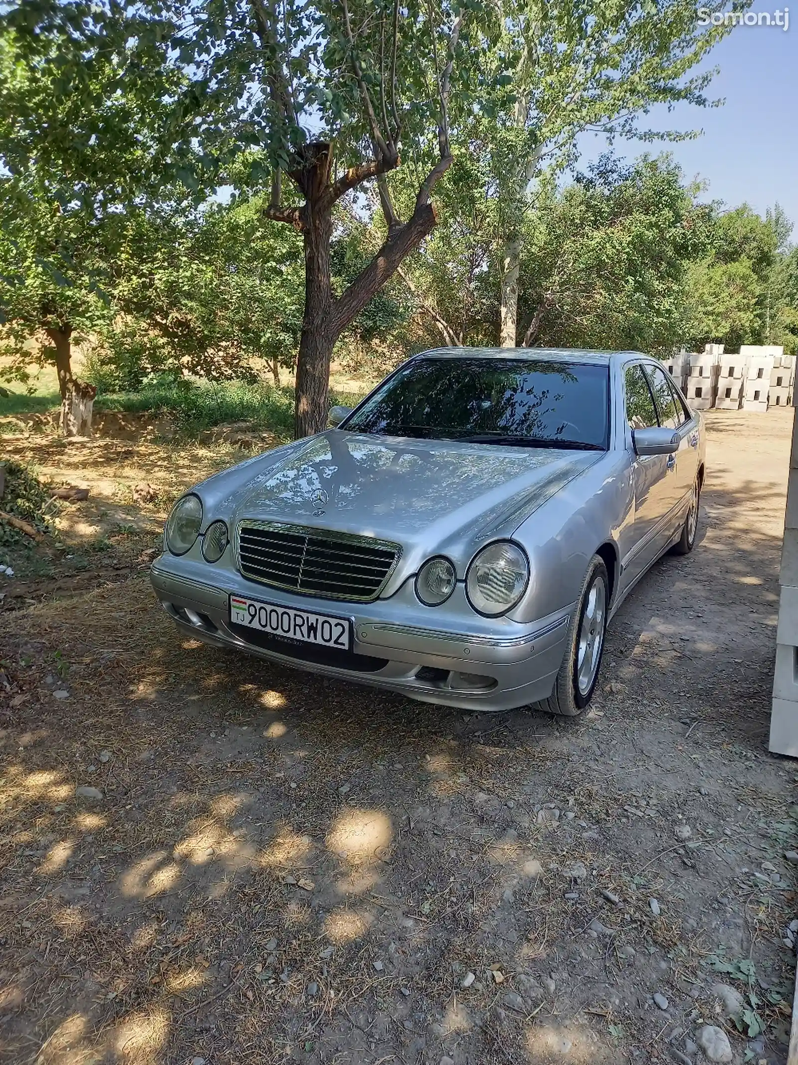 Mercedes-Benz E class, 2000-1