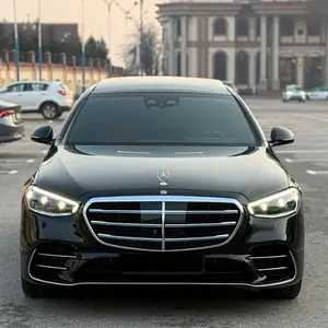 Mercedes-Benz S class, 2022