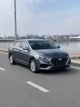 Hyundai Accent, 2017-7