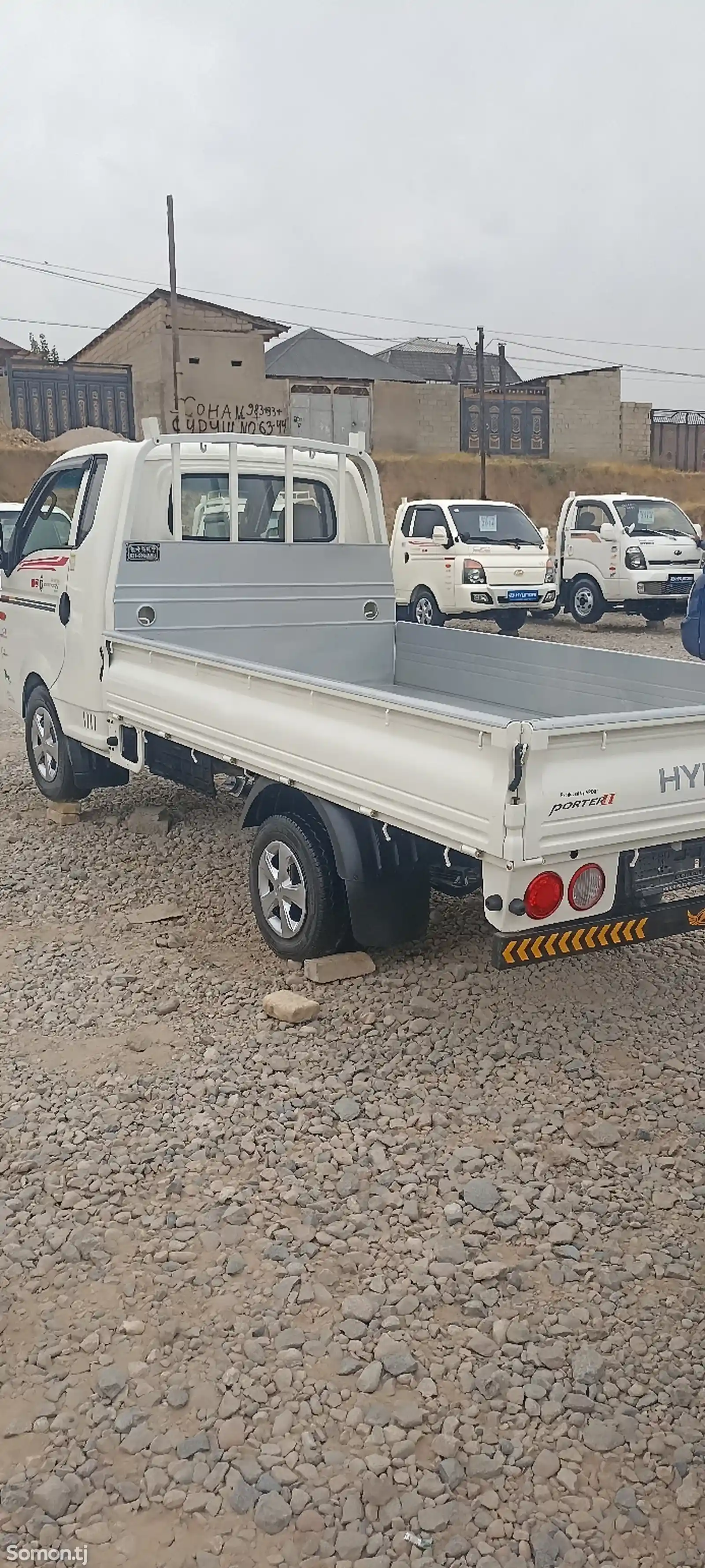 Бортовой автомобиль Hyundai Porter 2 2015-1