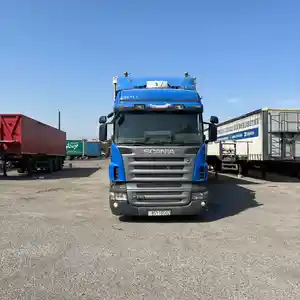 Контейнеровоз Scania 420