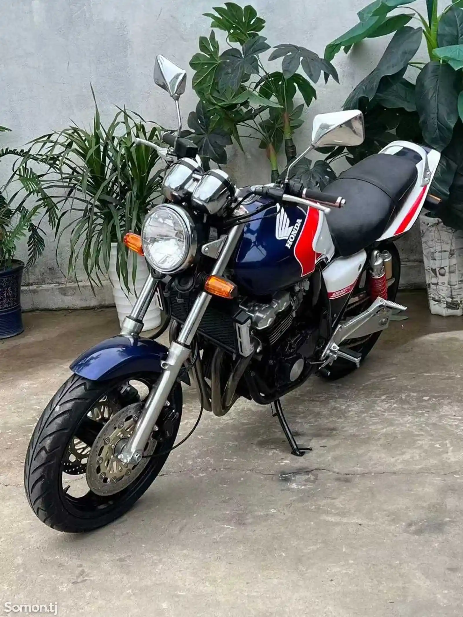 Мотоцикл Honda CB400cc на заказ-2
