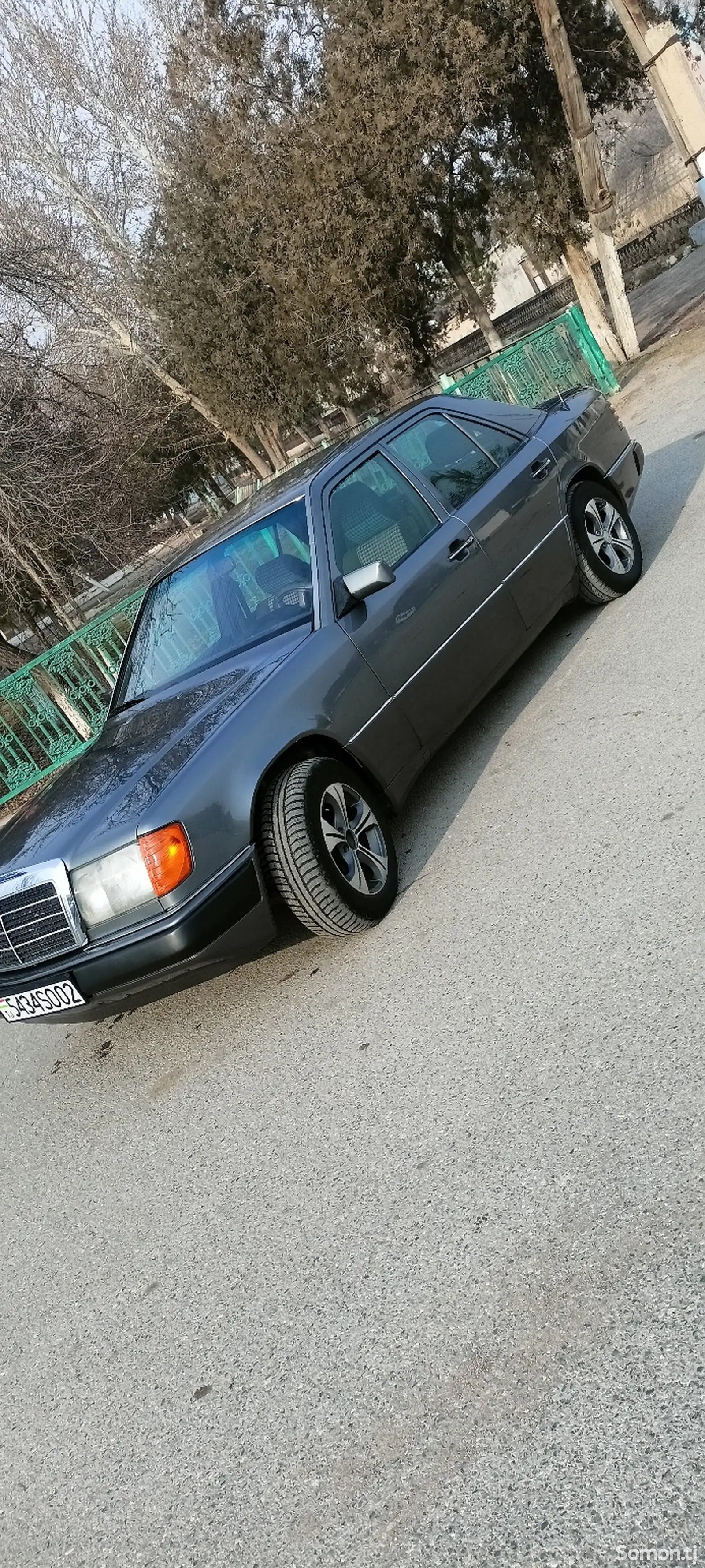 Mercedes-Benz W124, 1993-1