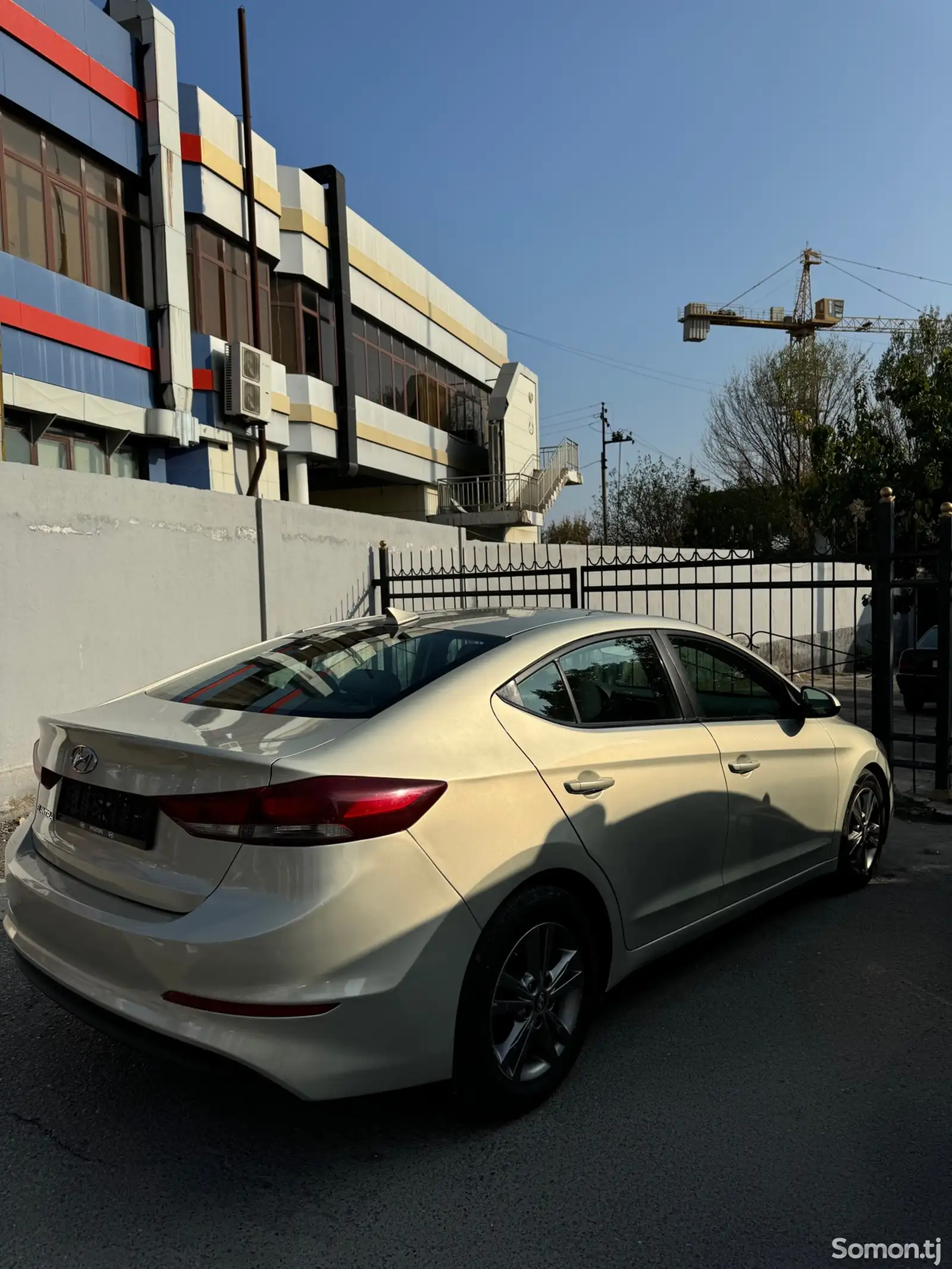 Hyundai Elantra, 2017-5