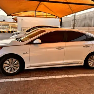 Hyundai Sonata, 2016