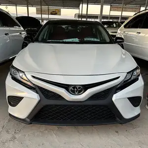 Toyota Camry, 2019