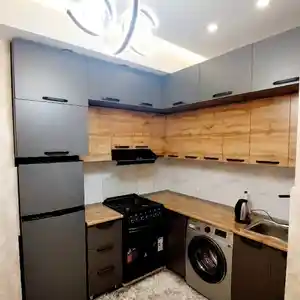 2-комн. квартира, 6 этаж, 50м², Поворот Аэропорта