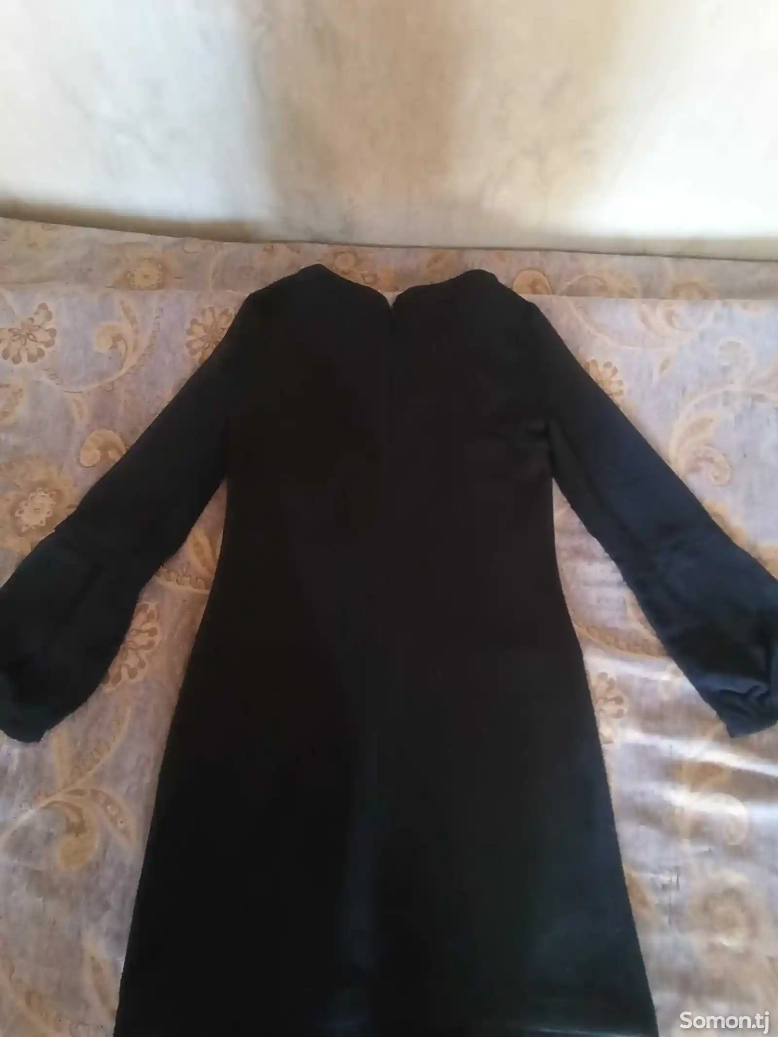 Платье мини чёрное-3