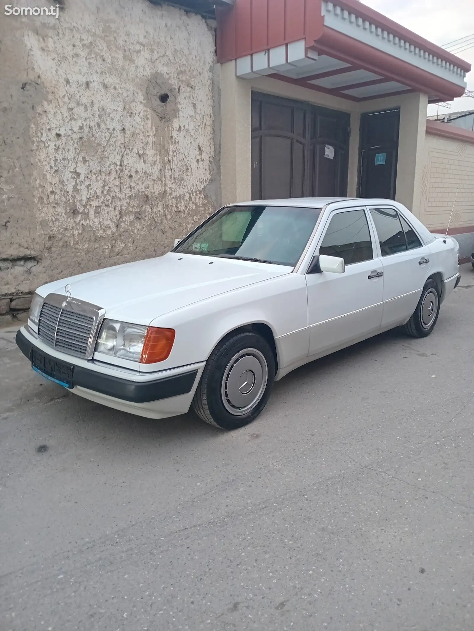 Mercedes-Benz W124, 1992-1