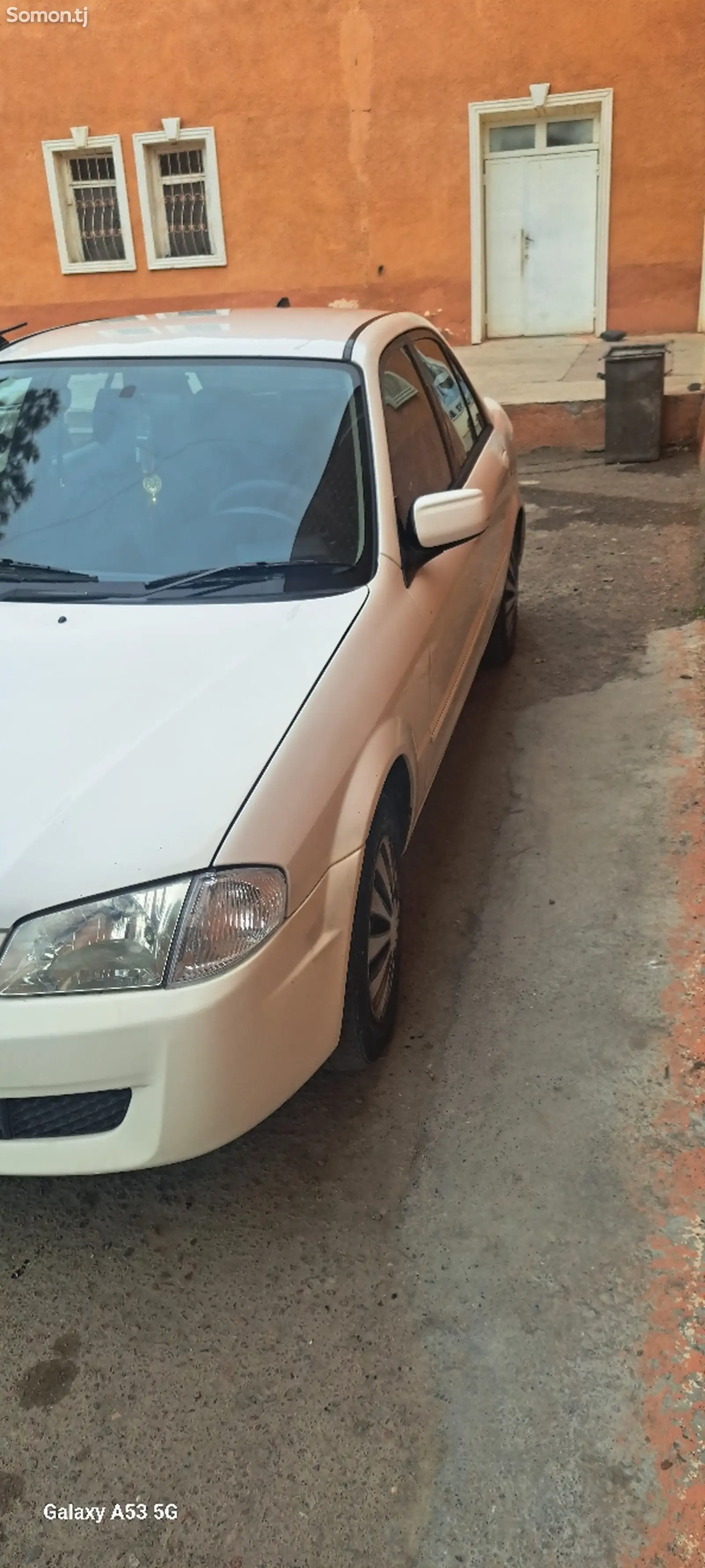 Mazda Familia, 2000-1