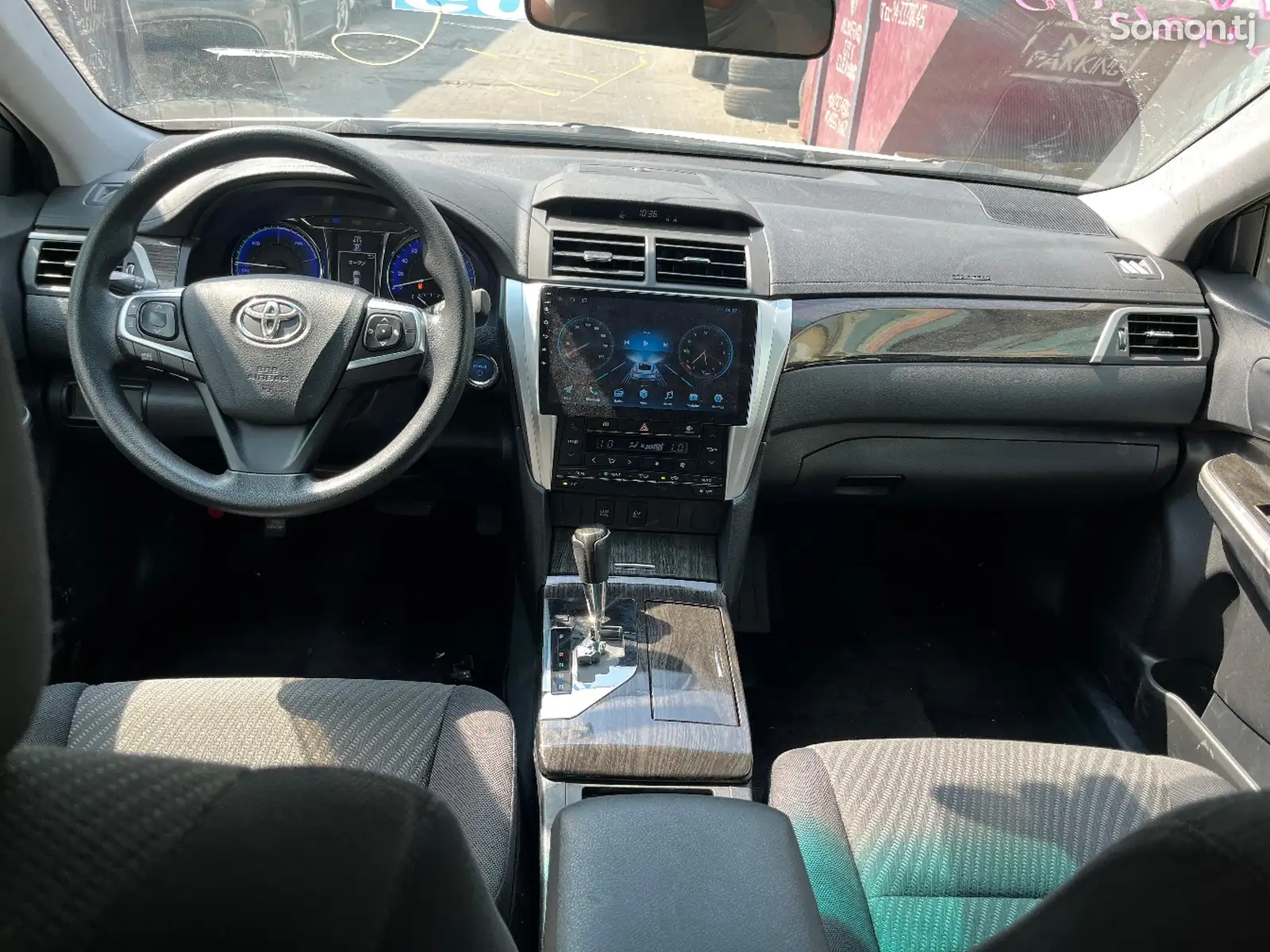 Toyota Camry, 2015-8