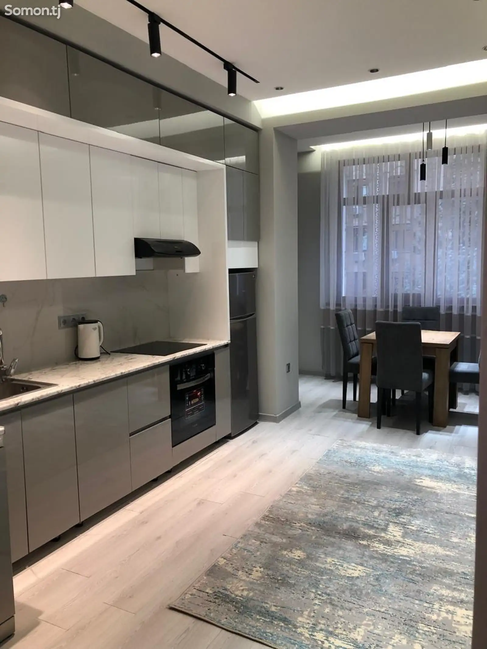 2-комн. квартира, 11 этаж, 64м², Центр, Домпечать, рест. Искандер-1