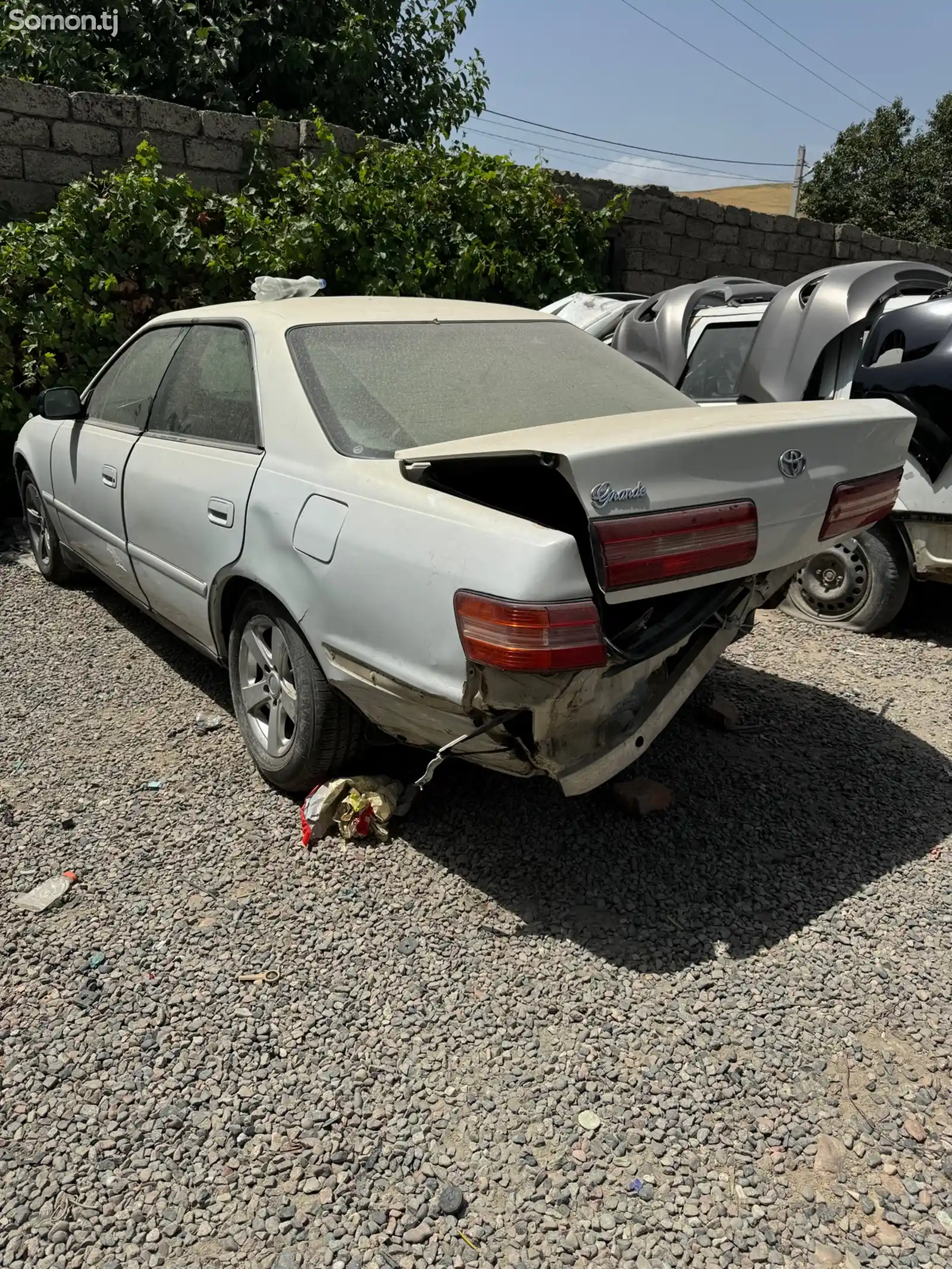 Toyota Mark II, 1996 на запчасти-3