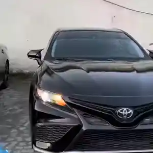 Toyota Camry, 2019