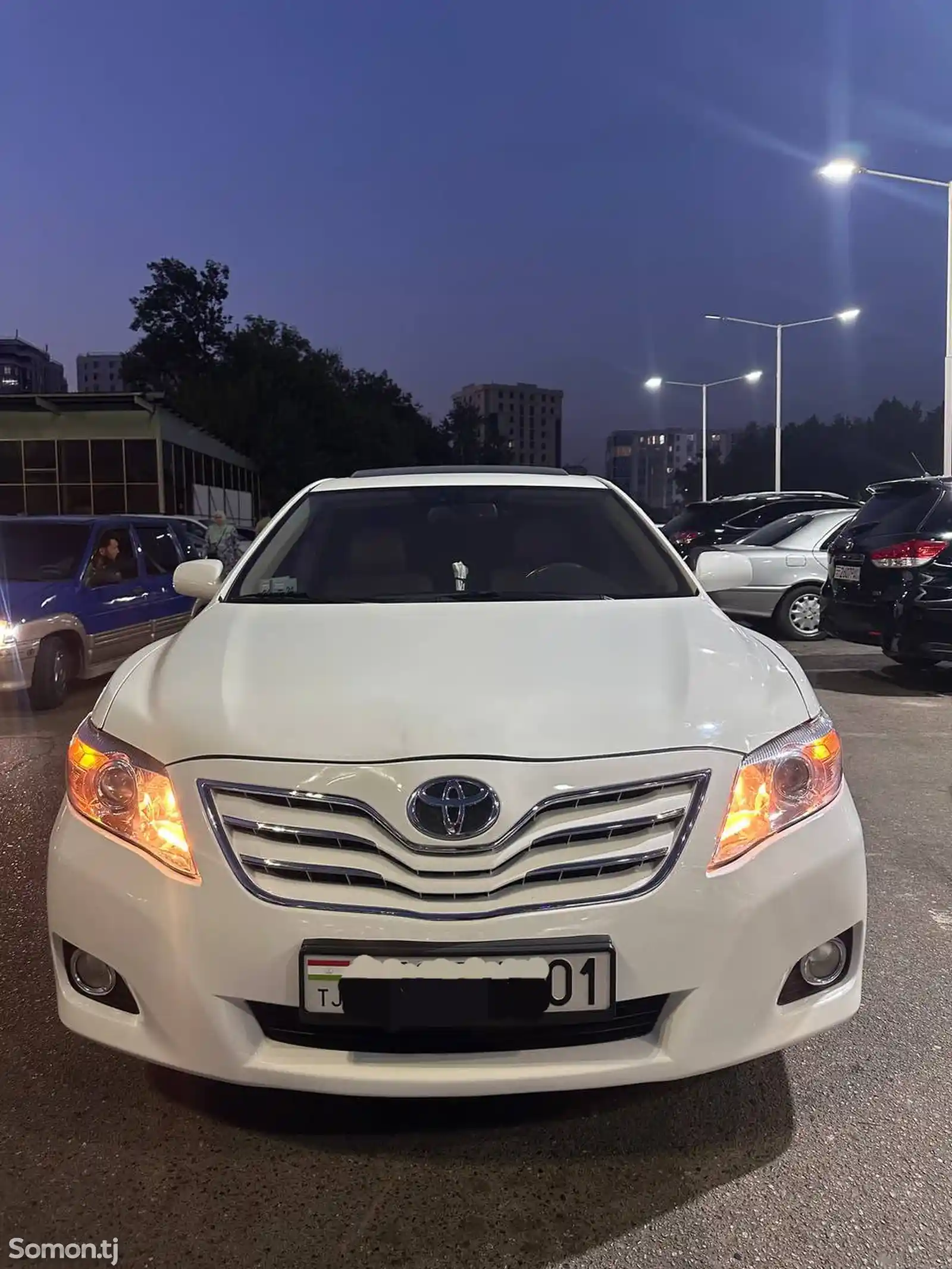 Toyota Camry, 2011-1