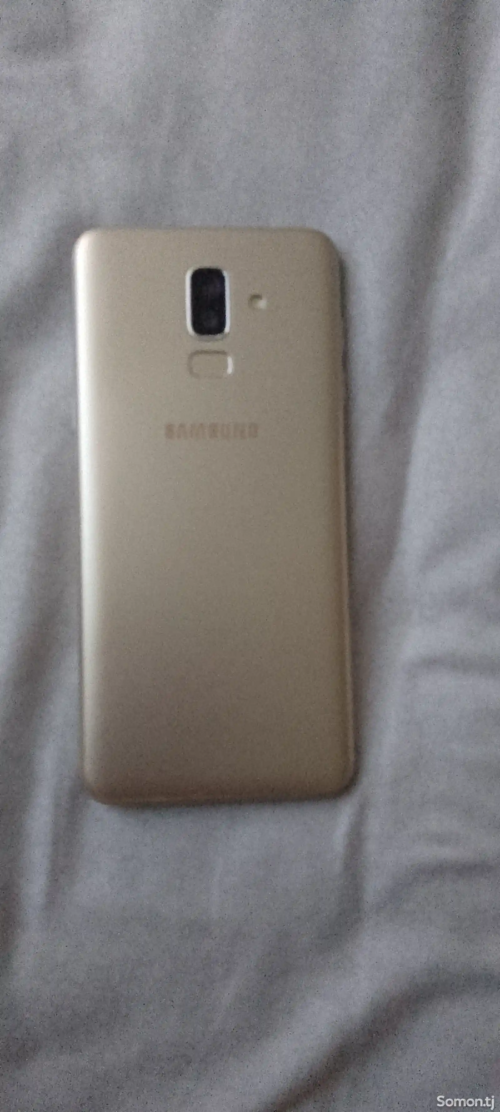 Samsung Galaxy j8-2