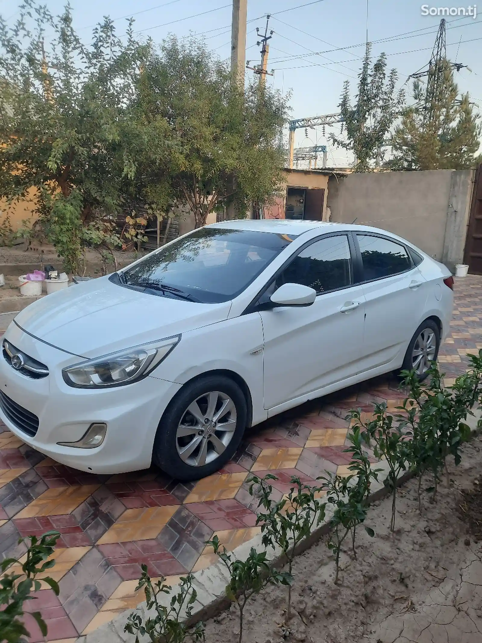 Hyundai Accent, 2016-3