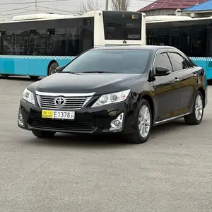 Toyota Camry, 2012