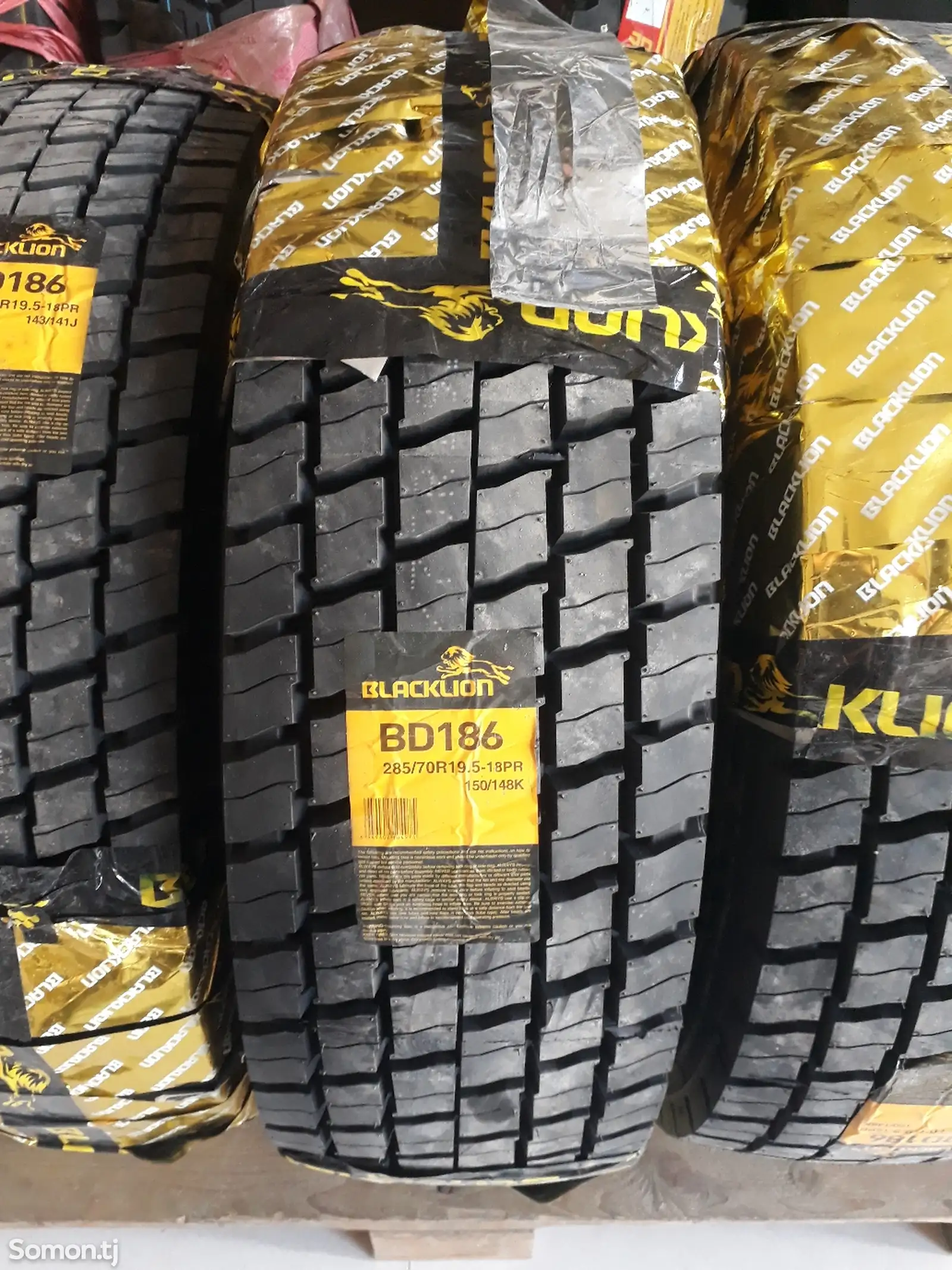 Шины BLACKLION 285/70 R19.5 ведущие