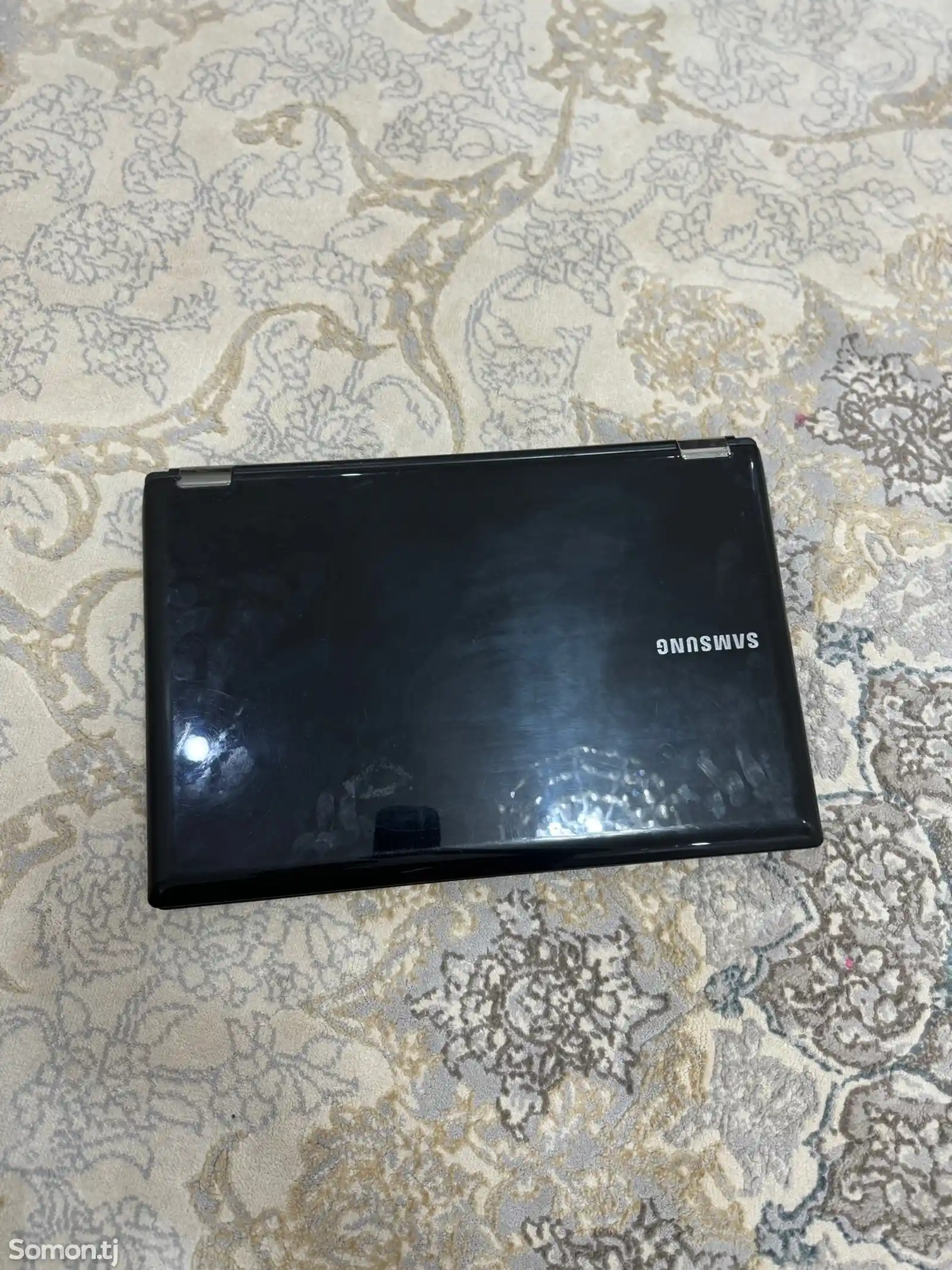 Ноутбук Samsung-1