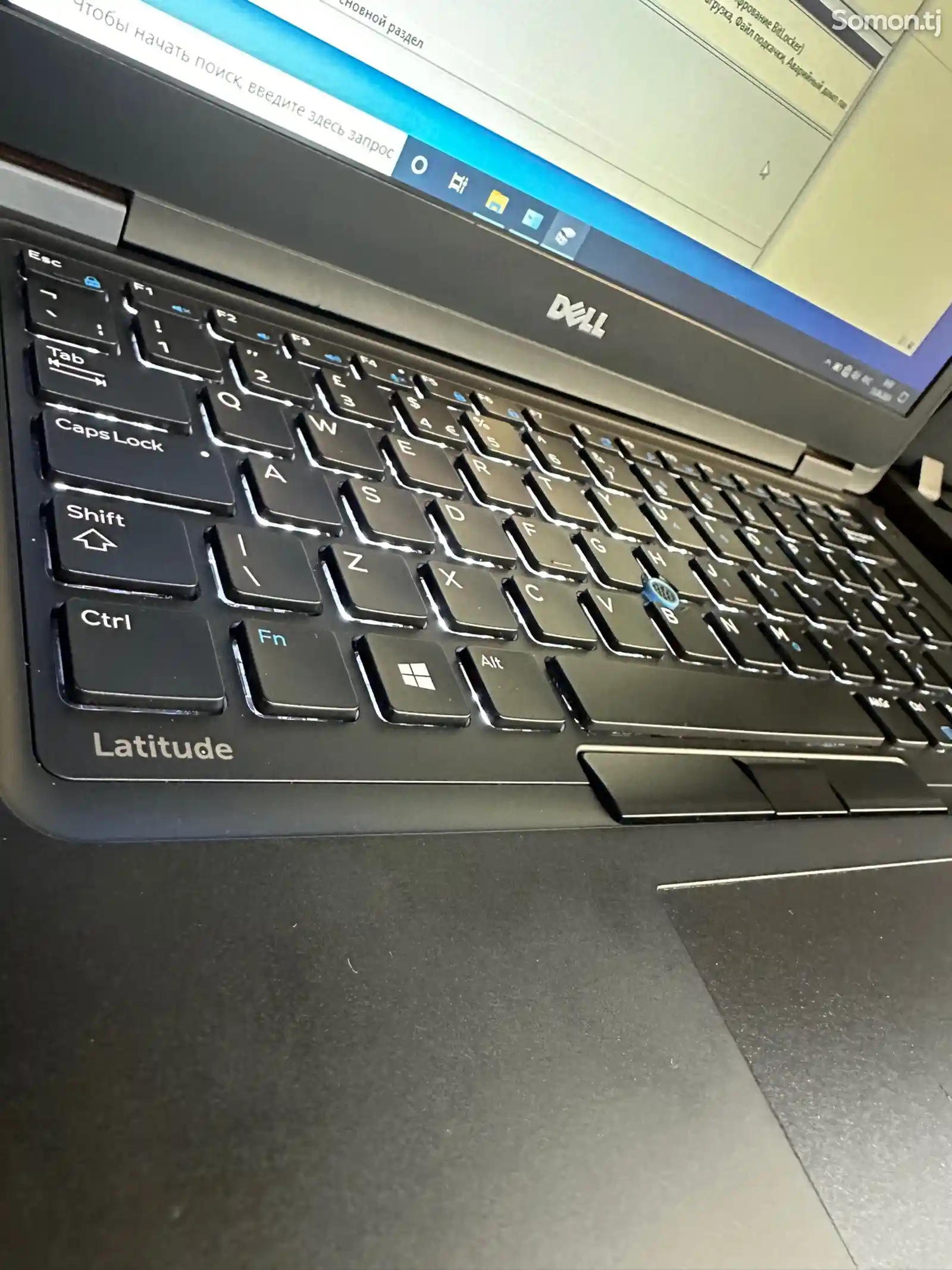 Ноутбук Dell i5-7-4