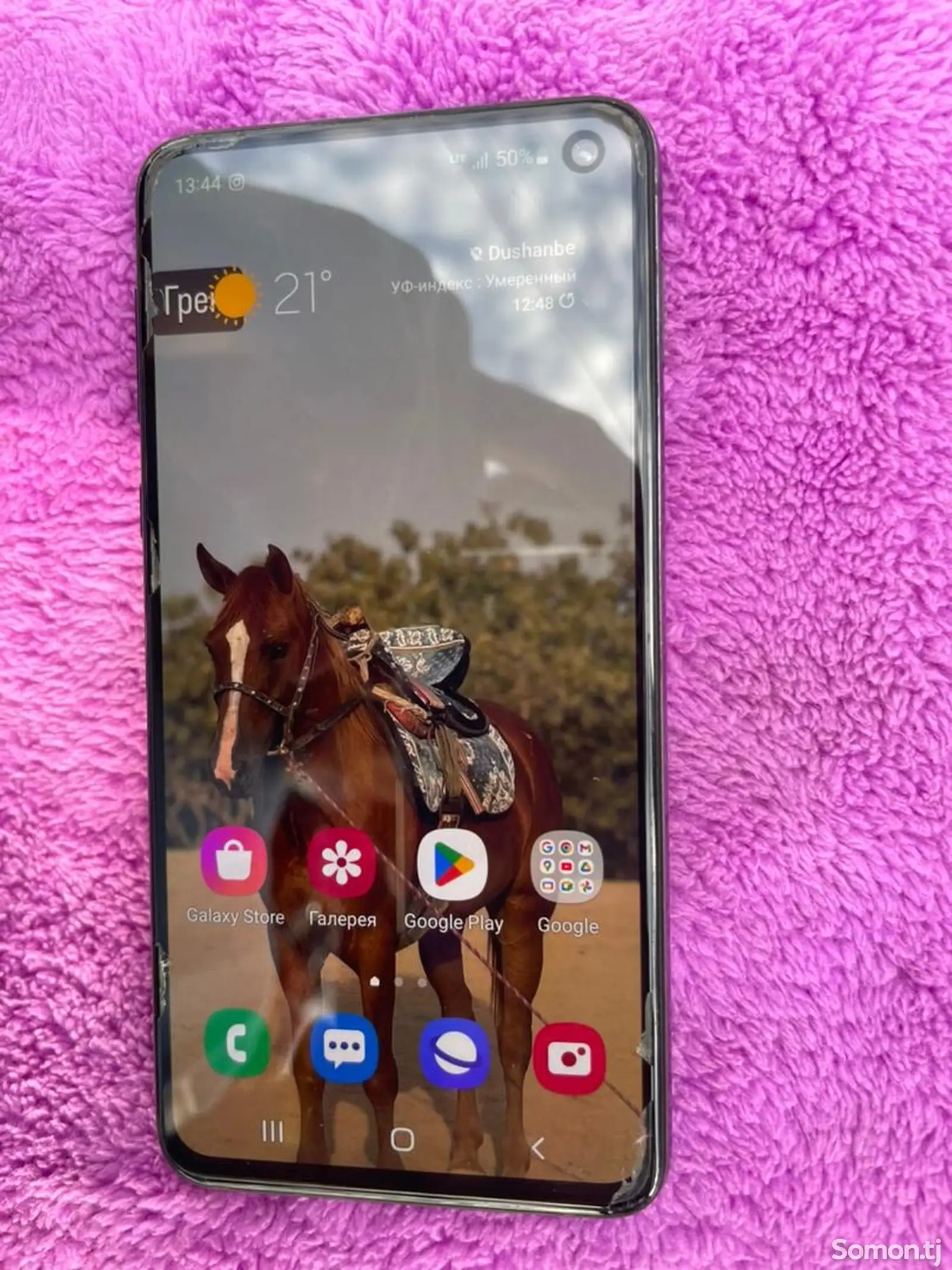 Samsung Galaxy S10e-1