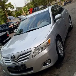 Toyota Camry, 2010