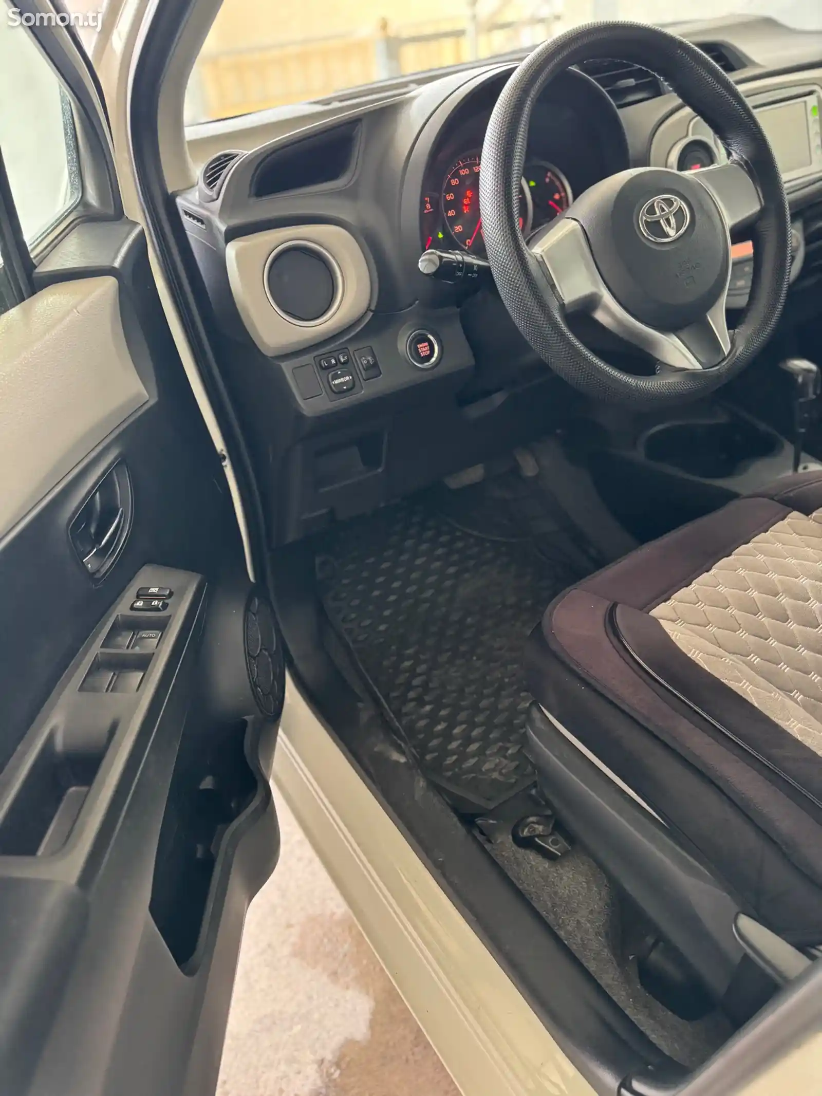 Toyota Vitz, 2012-9