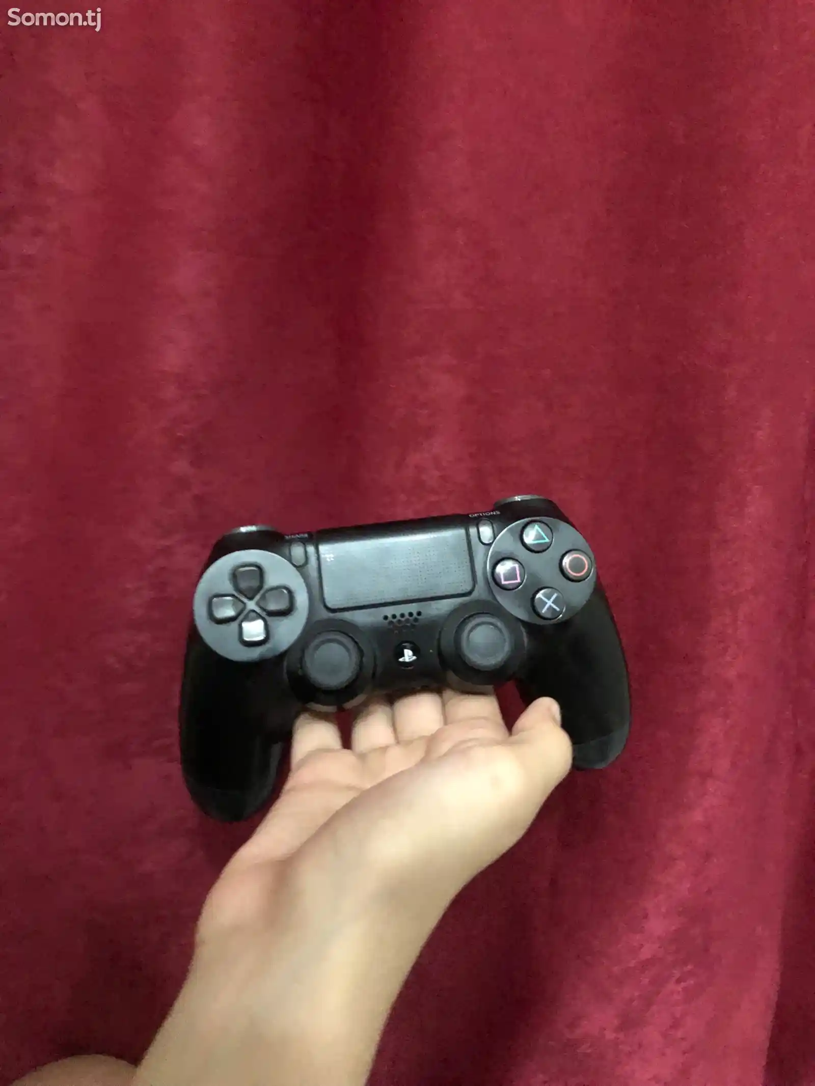 Игровая приставка Sony PS4-3