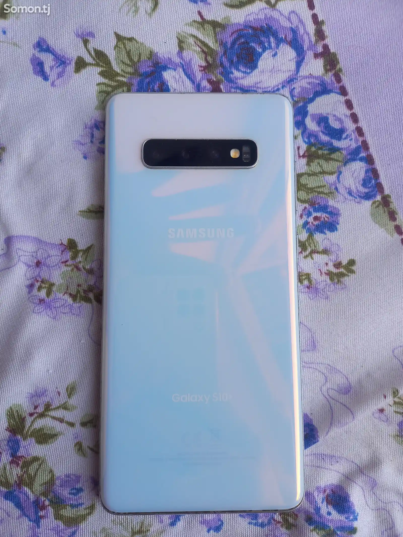 Samsung Galaxy S10+-1