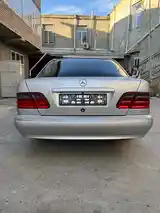 Mercedes-Benz E class, 2001-5